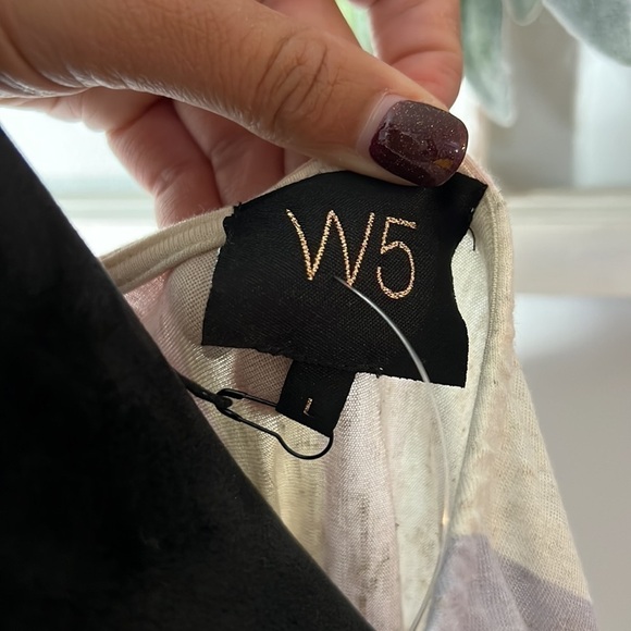 W5 Women’s Pastel Striped Lightweight Short Sleeve Top size L NWT - Picture 5 of 7